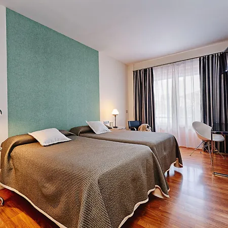 Eco-hotel Dona Mayor ホテル 3*
