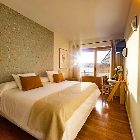 ホテル Eco-hotel Dona Mayor 3*