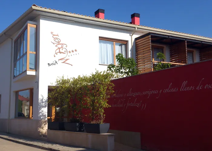 Eco-hotel Dona Mayor Szálloda 3*